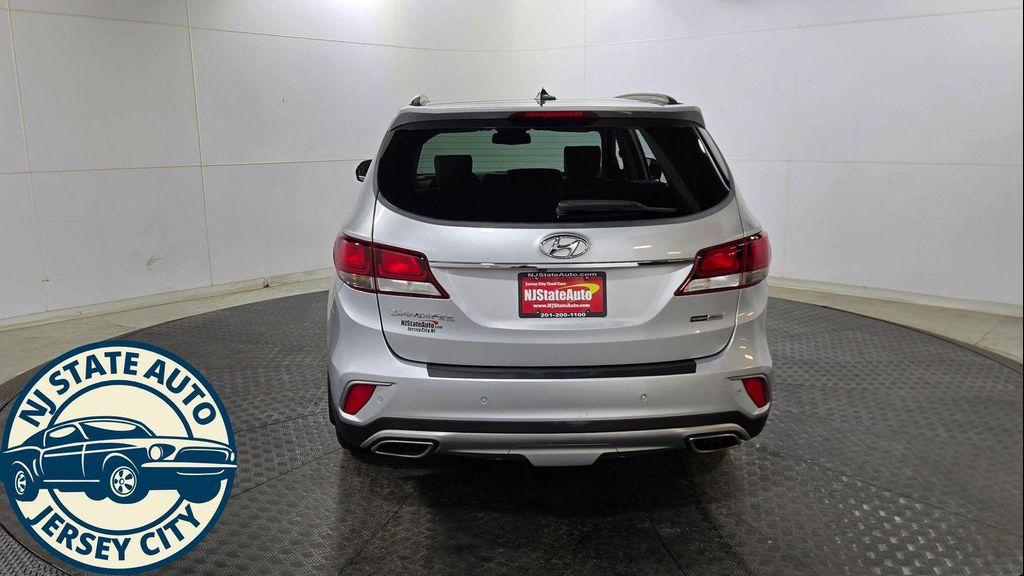 used 2018 Hyundai Santa Fe car, priced at $17,495
