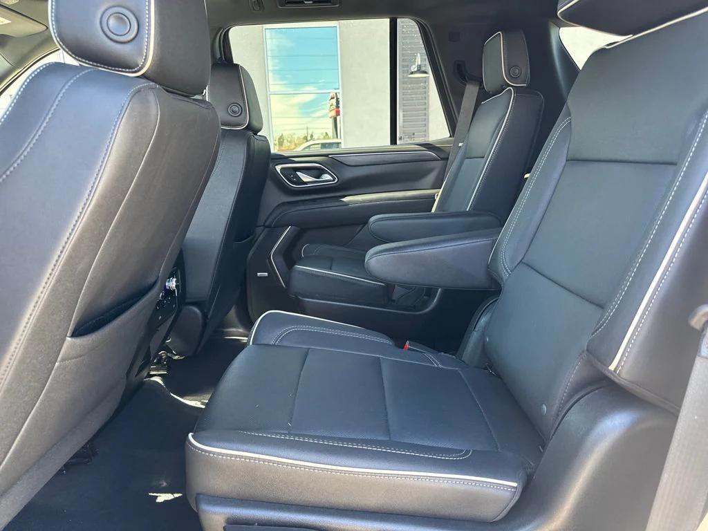 used 2023 GMC Yukon car, priced at $53,096