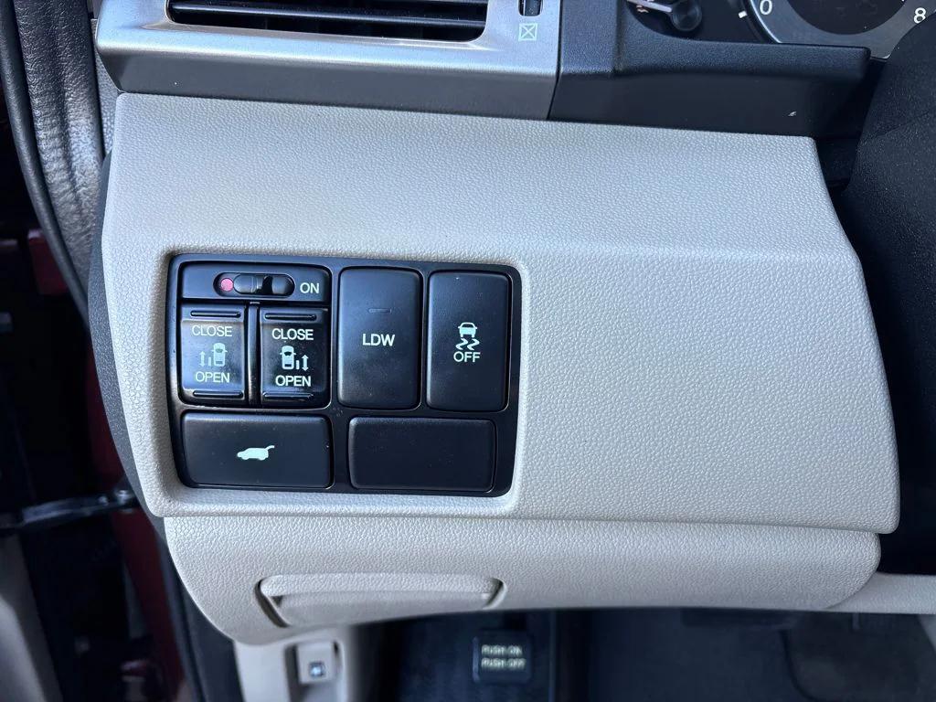 used 2016 Honda Odyssey car, priced at $12,899