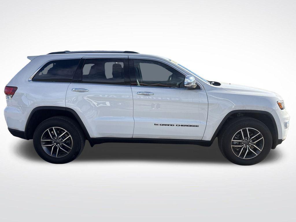 used 2022 Jeep Grand Cherokee car, priced at $27,297