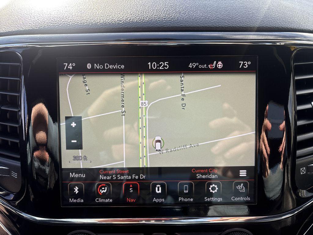 used 2022 Jeep Grand Cherokee car, priced at $27,297