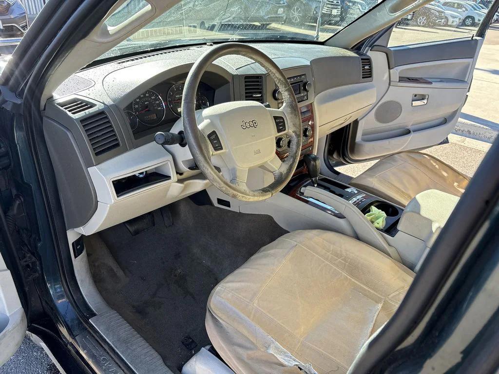 used 2005 Jeep Grand Cherokee car, priced at $4,995