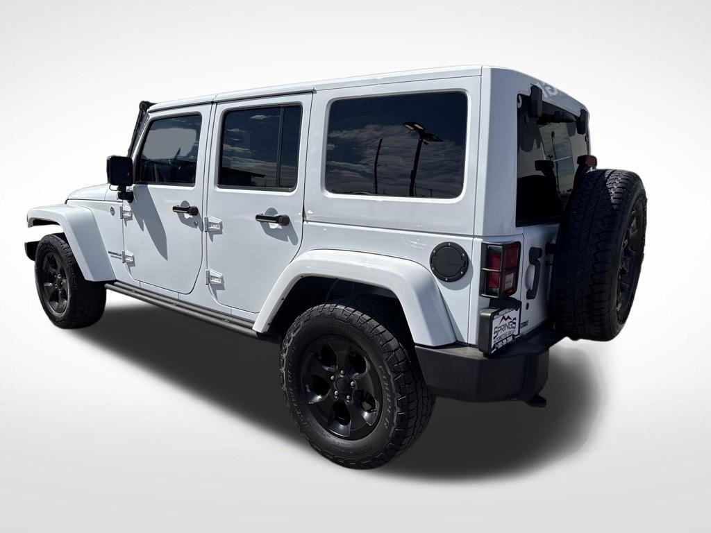 used 2015 Jeep Wrangler Unlimited car, priced at $18,496