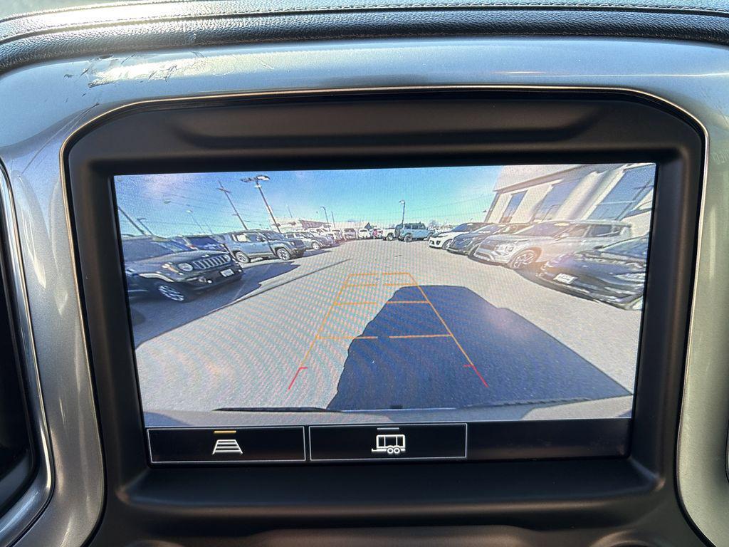 used 2022 Chevrolet Silverado 1500 car, priced at $30,994