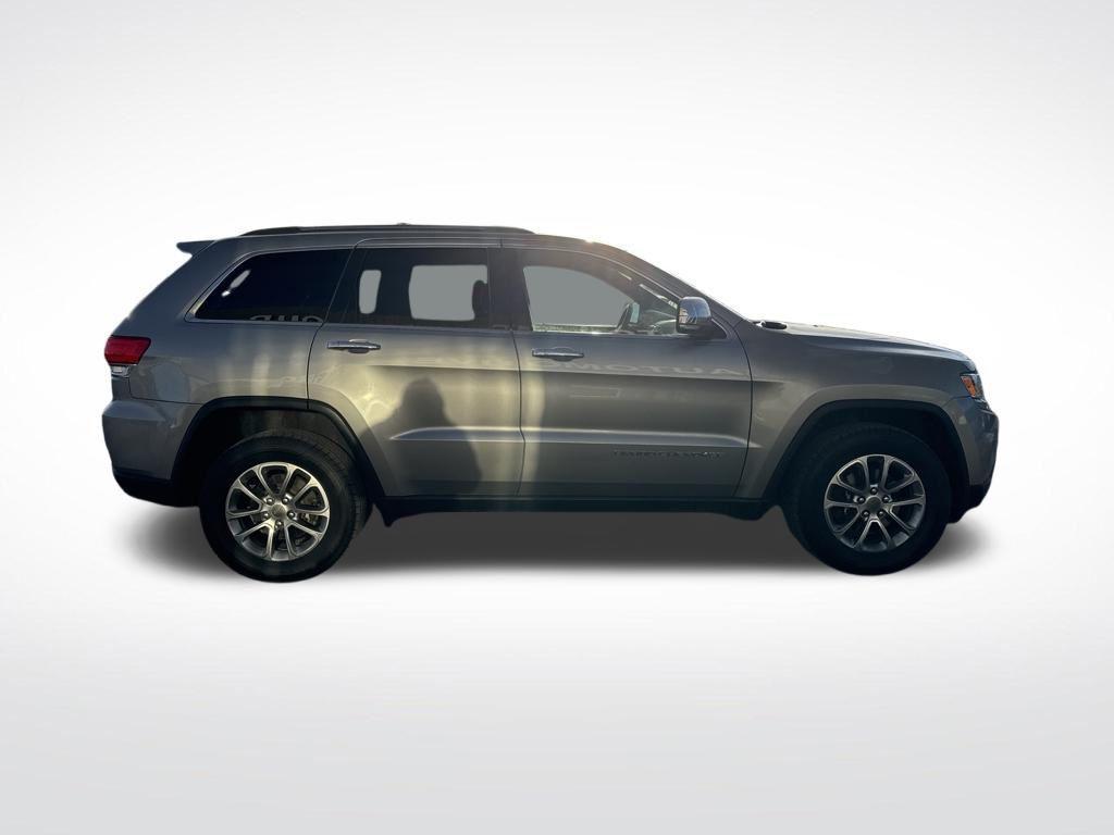used 2015 Jeep Grand Cherokee car, priced at $10,998