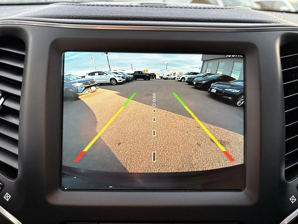 used 2023 Jeep Cherokee car, priced at $19,998