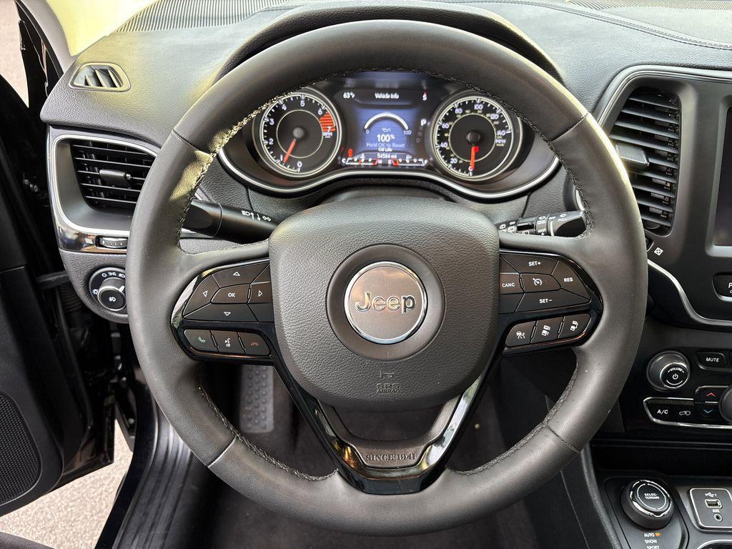 used 2023 Jeep Cherokee car, priced at $19,998