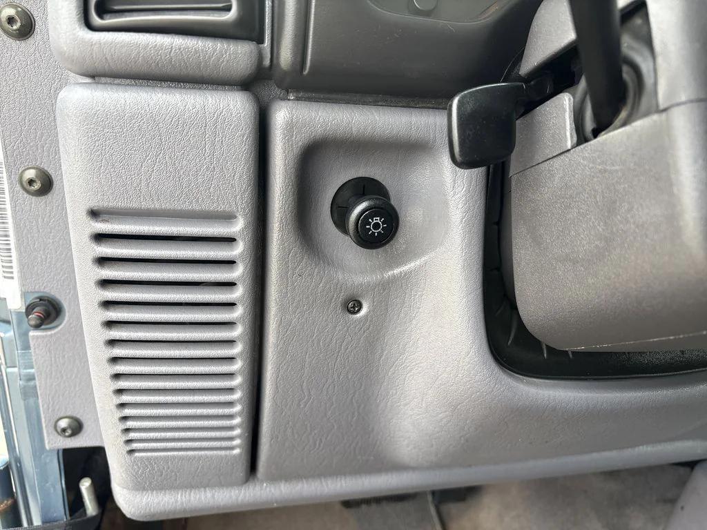 used 1998 Jeep Wrangler car, priced at $9,697