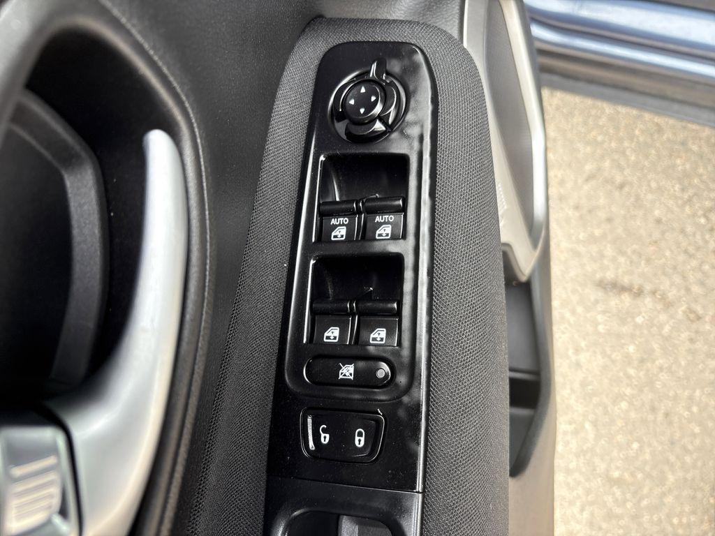 used 2021 Jeep Renegade car, priced at $22,994