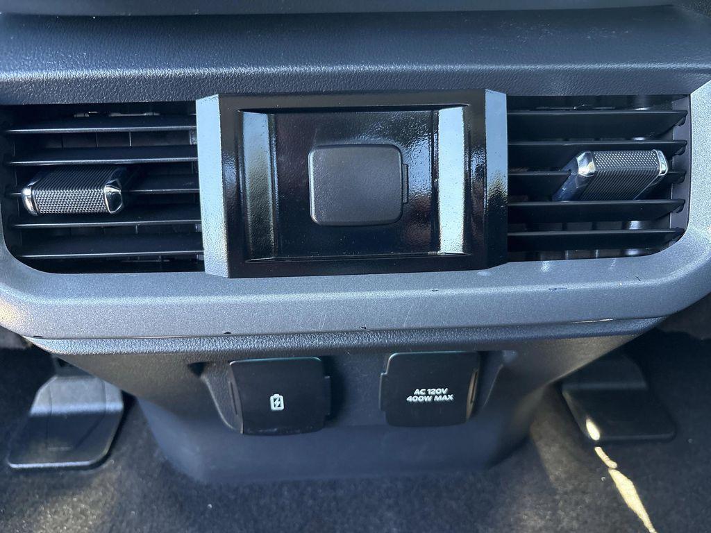 used 2022 Ford F-150 car, priced at $33,998