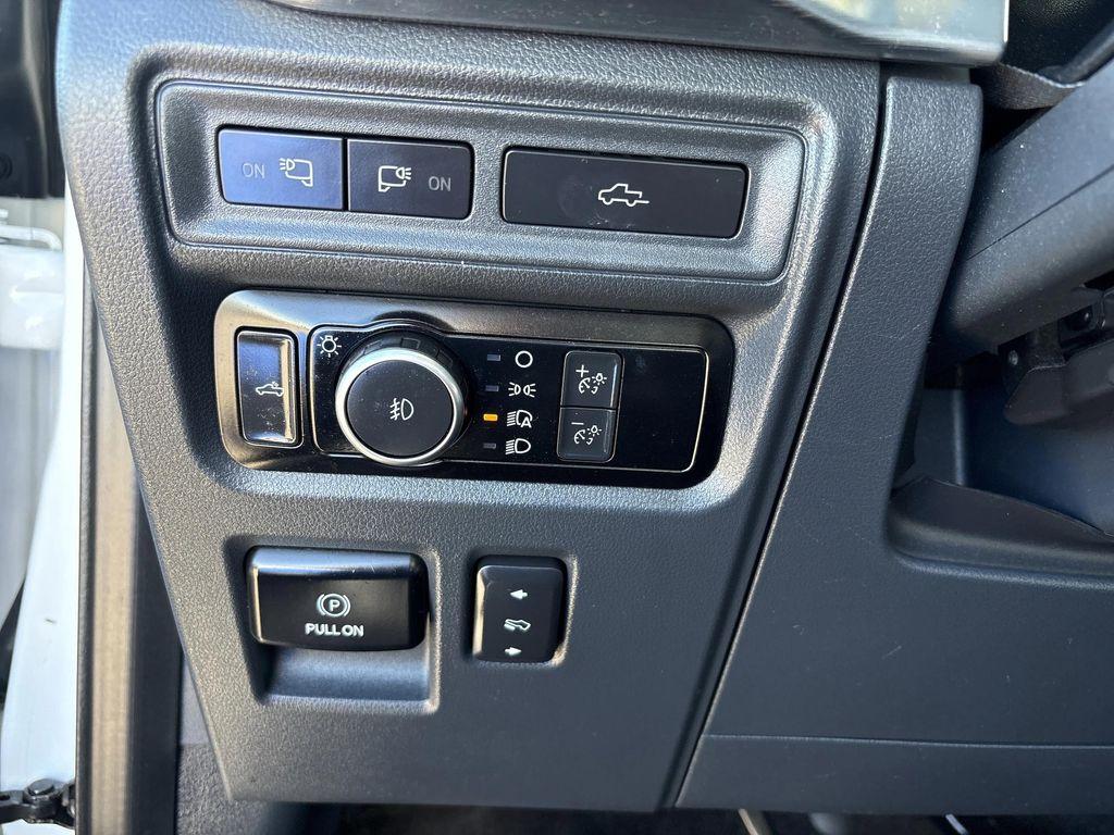 used 2022 Ford F-150 car, priced at $33,998