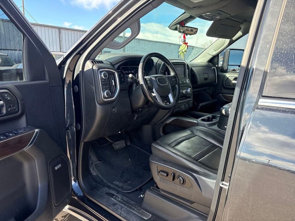 used 2021 GMC Sierra 2500 car, priced at $58,299