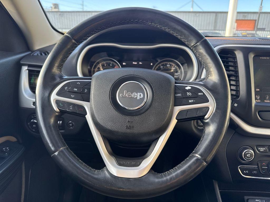 used 2016 Jeep Cherokee car, priced at $11,396
