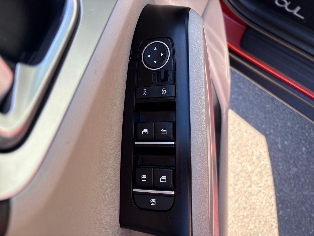 used 2021 Kia Soul car, priced at $15,499