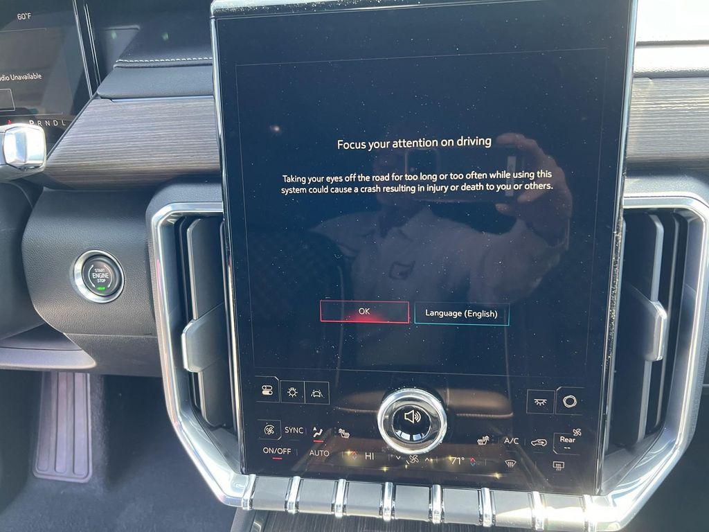 new 2025 GMC Acadia car, priced at $59,777