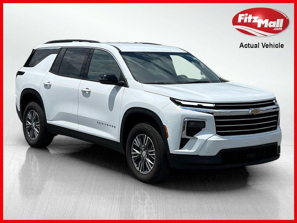 used 2025 Chevrolet Traverse car, priced at $33,977