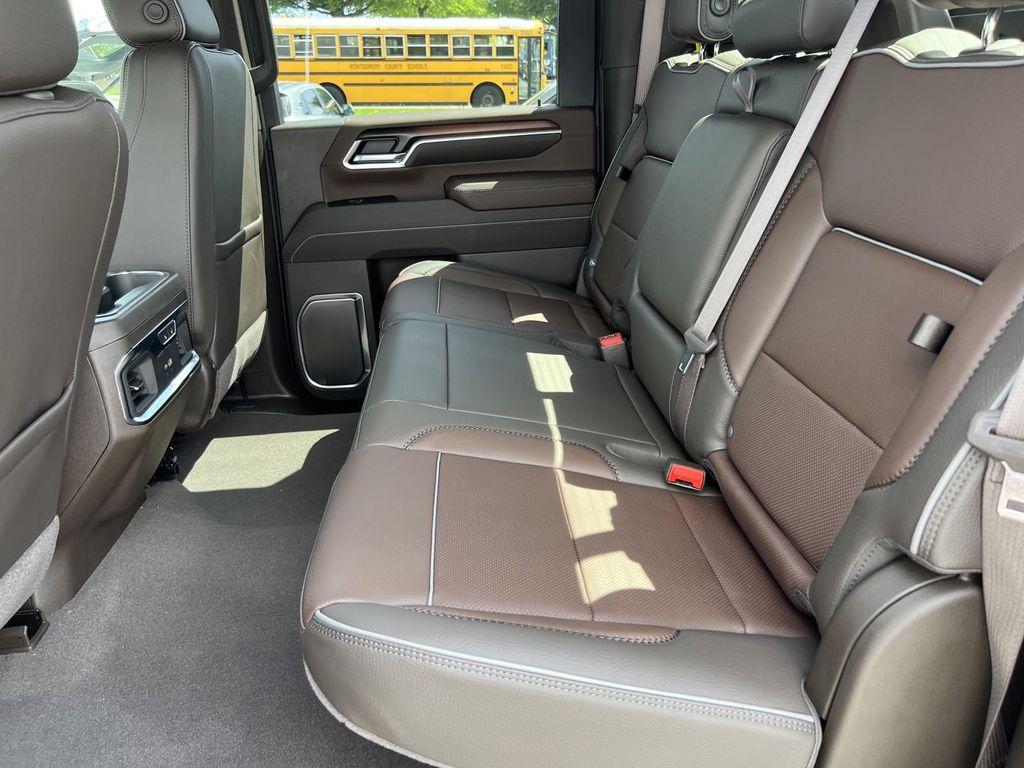 new 2025 GMC Sierra 2500 car, priced at $79,877