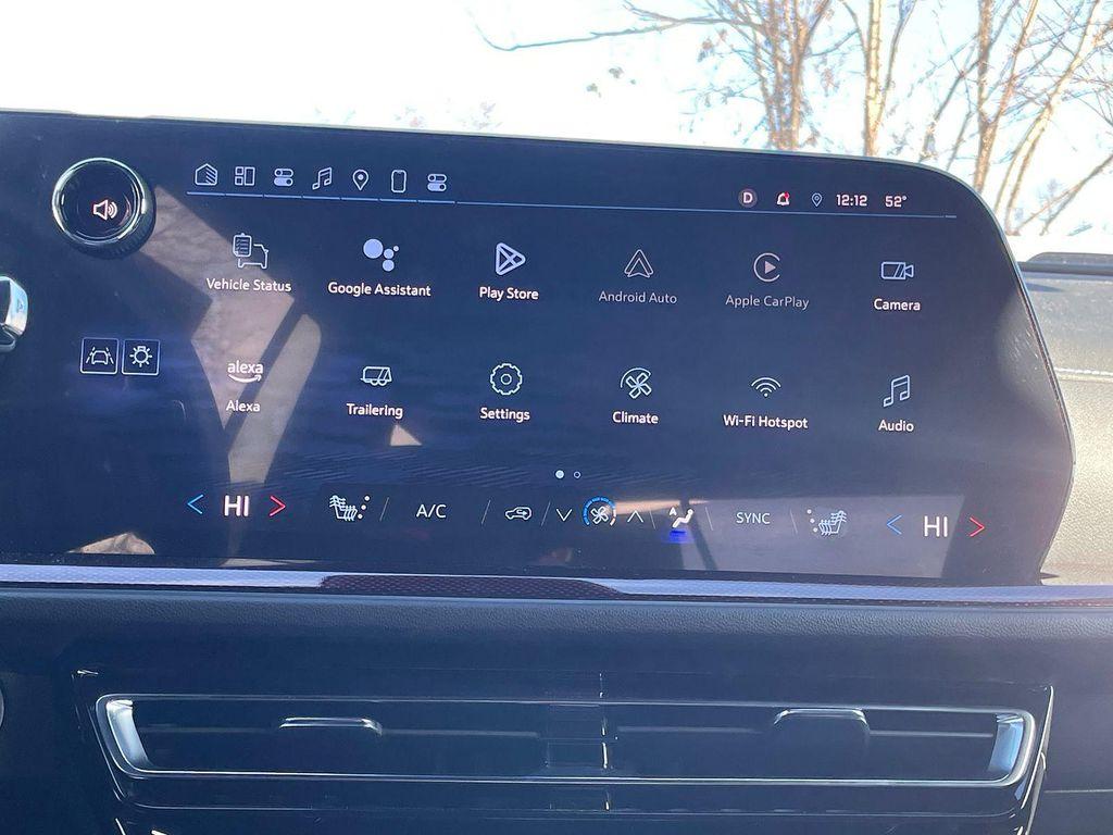 used 2024 Chevrolet Traverse car, priced at $42,777