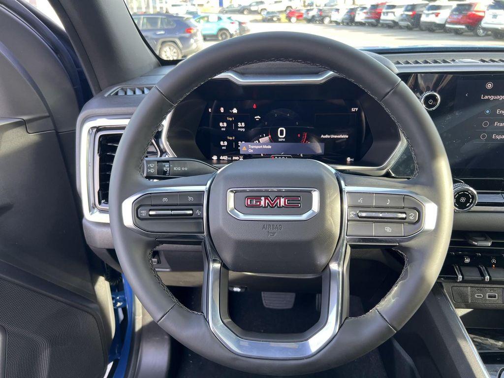 new 2026 GMC Canyon car, priced at $44,277