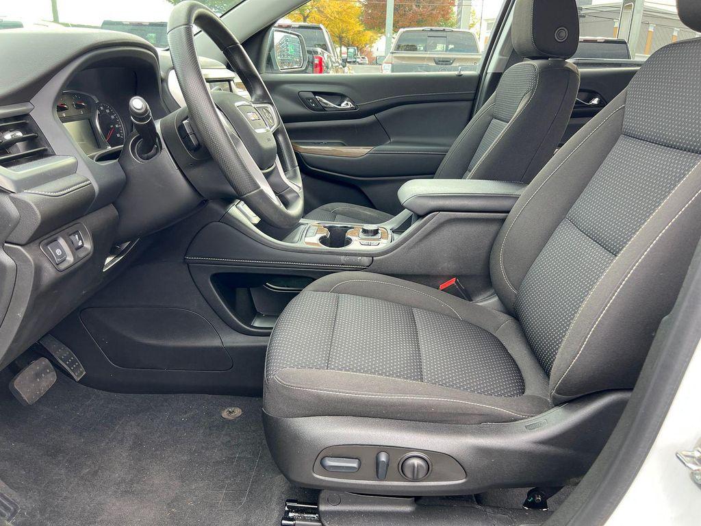 used 2023 GMC Acadia car, priced at $29,277