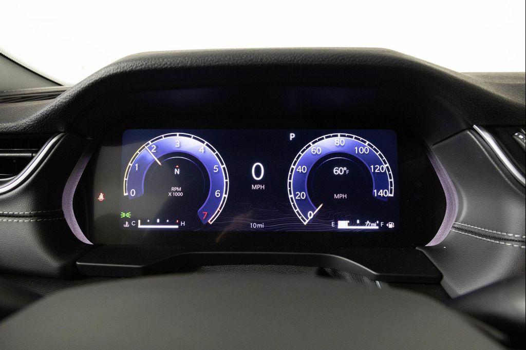 new 2025 Jeep Grand Cherokee car, priced at $37,121