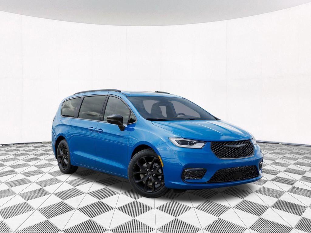 new 2026 Chrysler Pacifica car, priced at $53,575
