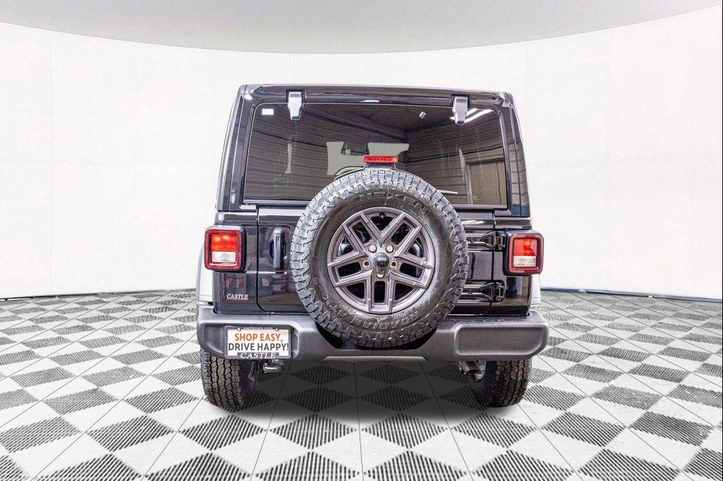 new 2026 Jeep Wrangler car, priced at $44,421