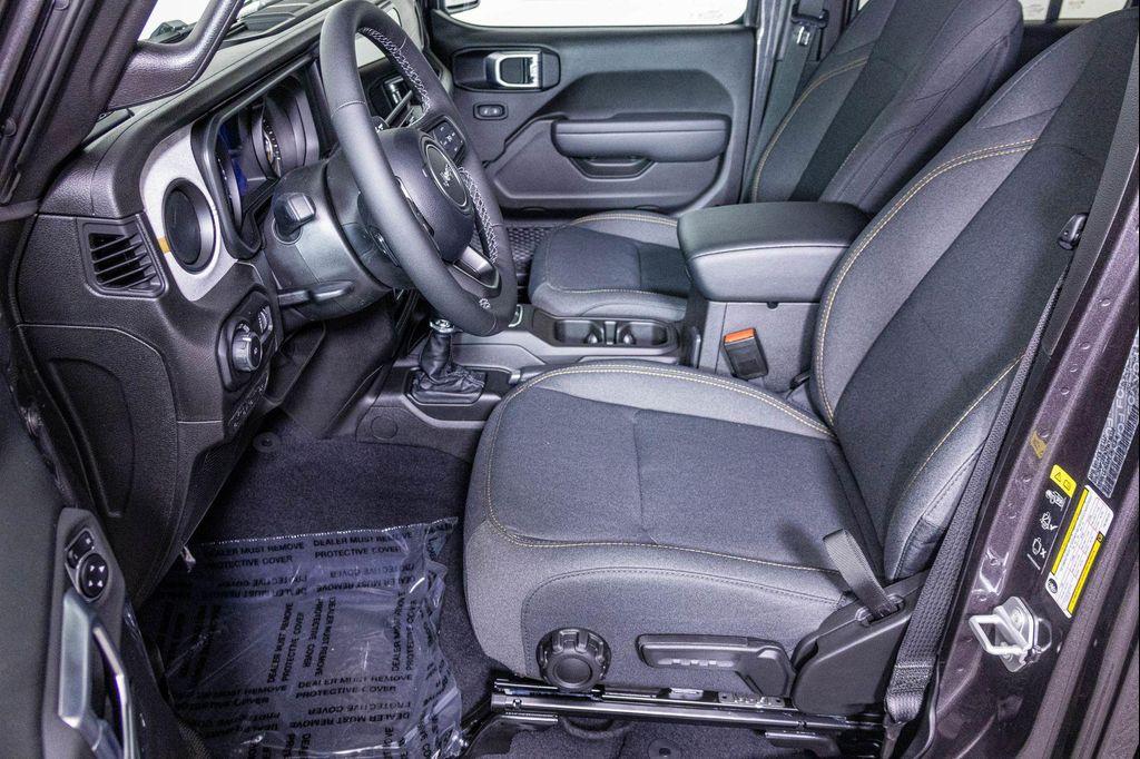 new 2026 Jeep Wrangler car, priced at $47,573