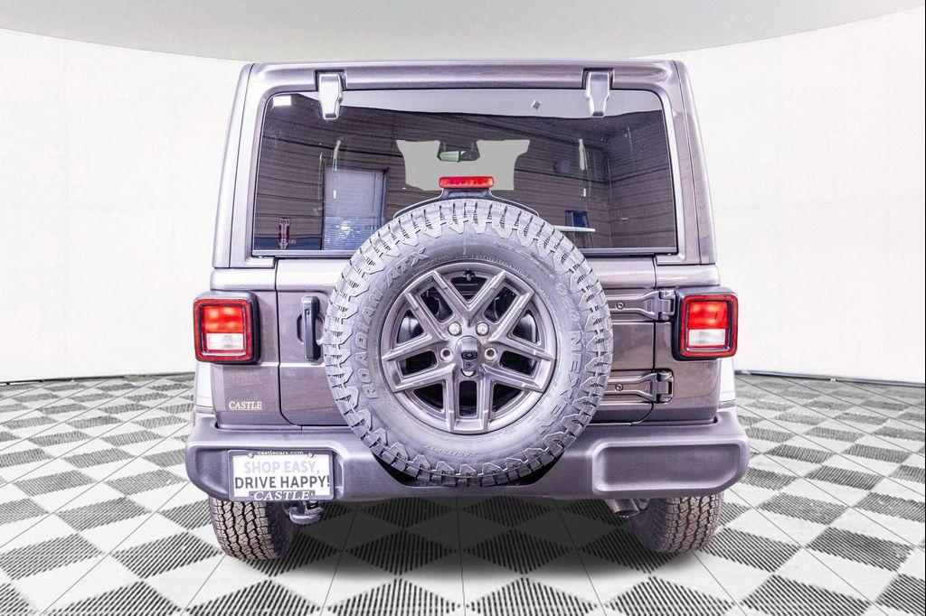 new 2026 Jeep Wrangler car, priced at $47,573