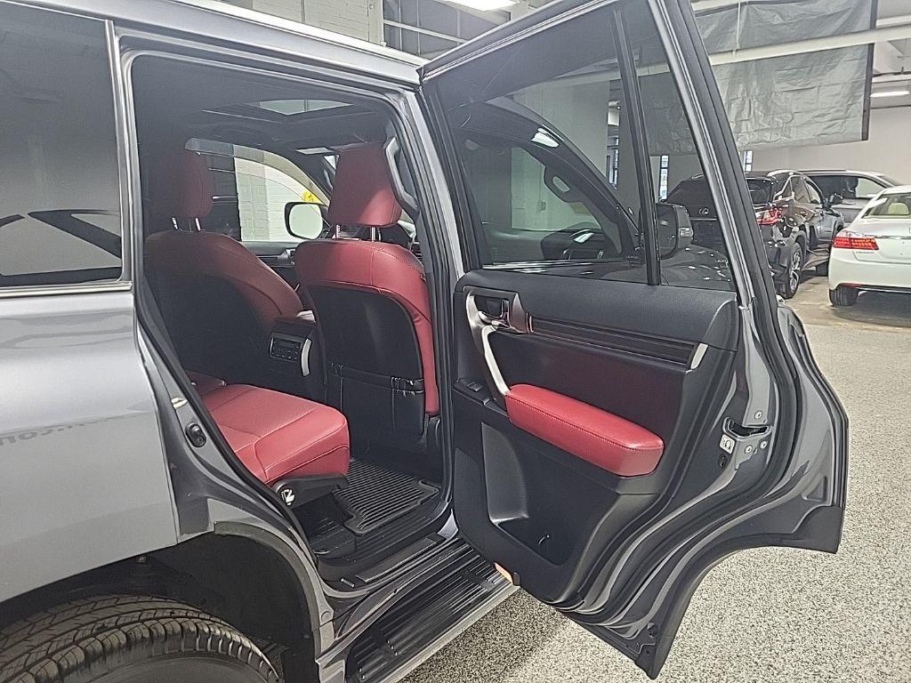 used 2022 Lexus GX 460 car, priced at $48,992