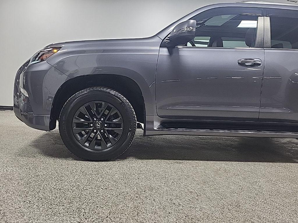 used 2022 Lexus GX 460 car, priced at $48,992