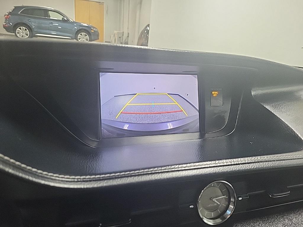 used 2016 Lexus ES 350 car, priced at $19,997