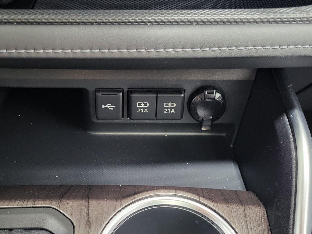 used 2021 Toyota Highlander car, priced at $42,458