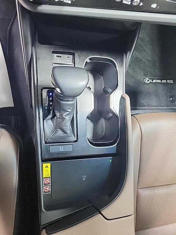 used 2024 Lexus ES 350 car, priced at $41,991