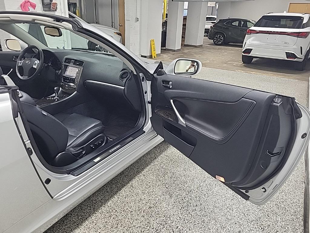 used 2015 Lexus IS 250C car, priced at $27,555