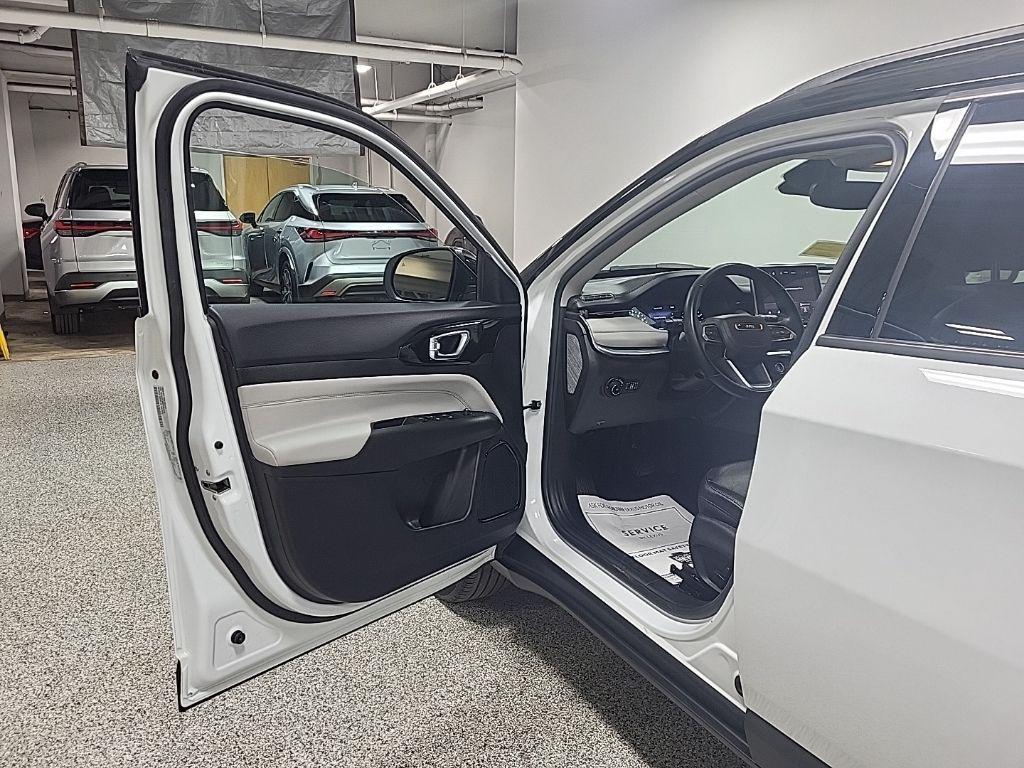 used 2022 Jeep Compass car, priced at $21,992