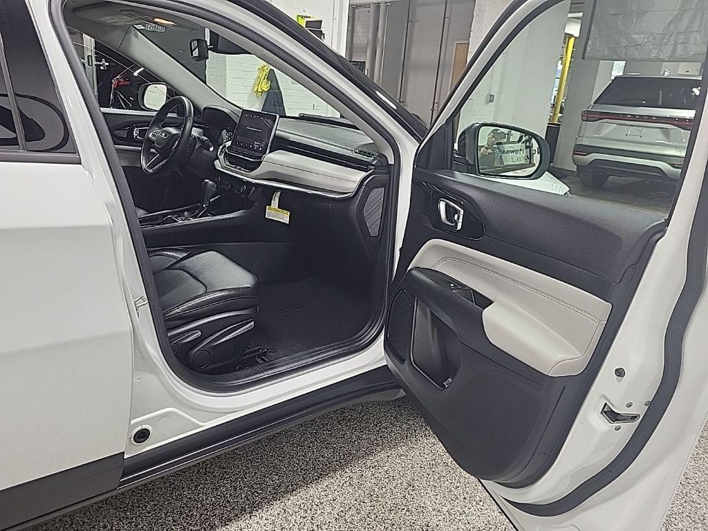 used 2022 Jeep Compass car, priced at $21,992