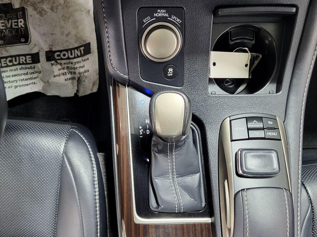 used 2018 Lexus ES 350 car, priced at $23,444