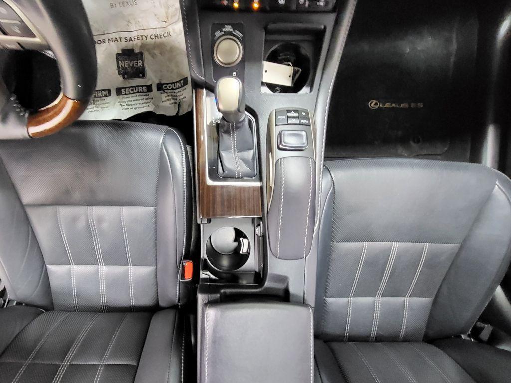 used 2018 Lexus ES 350 car, priced at $23,444