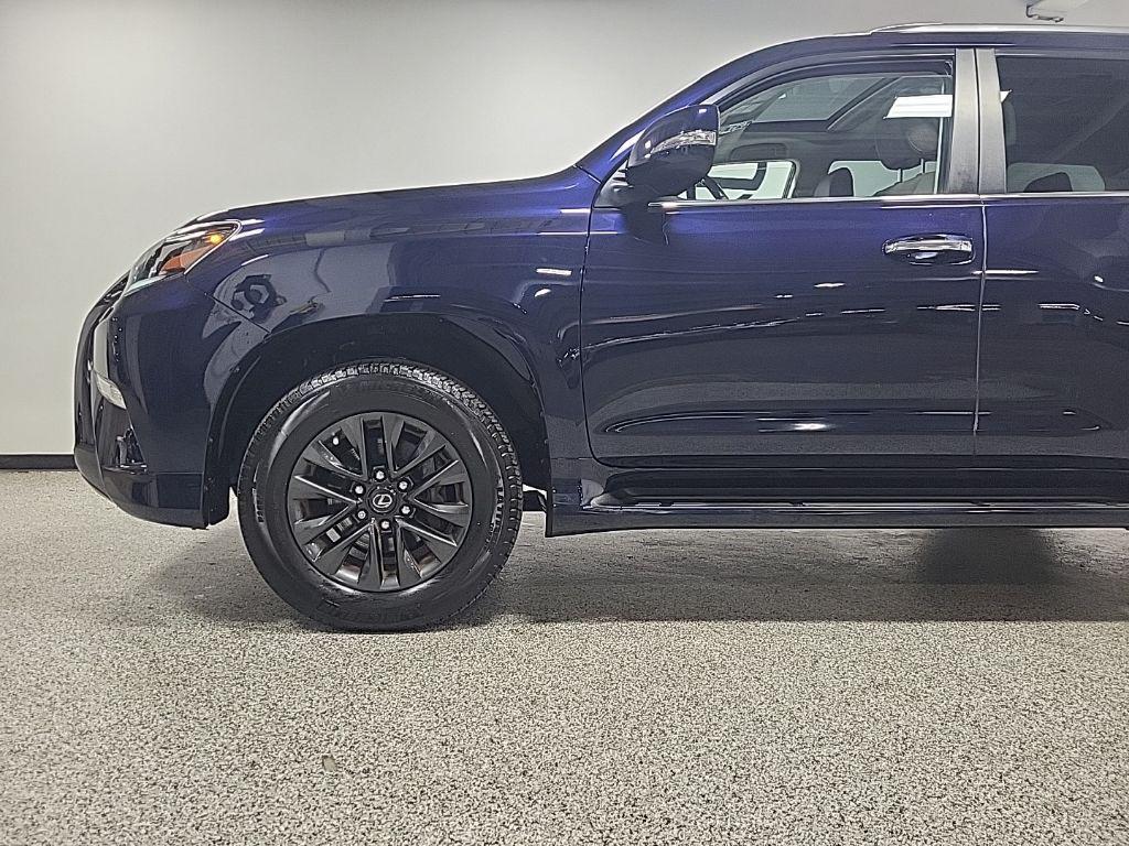 used 2022 Lexus GX 460 car, priced at $42,441