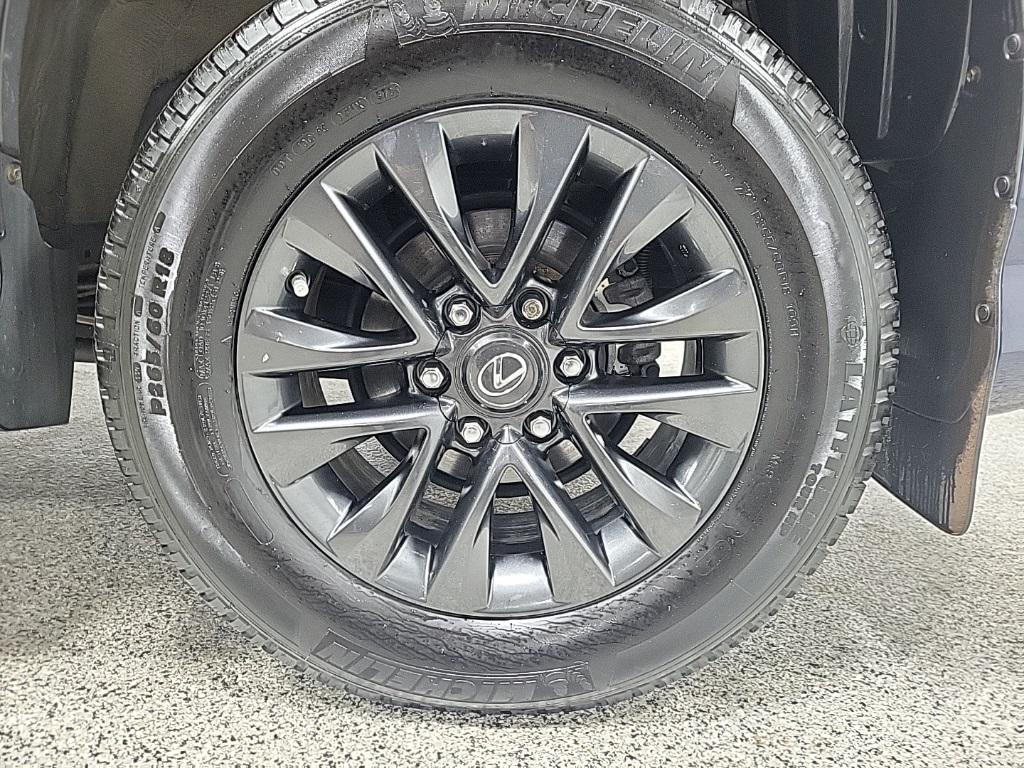 used 2022 Lexus GX 460 car, priced at $44,444