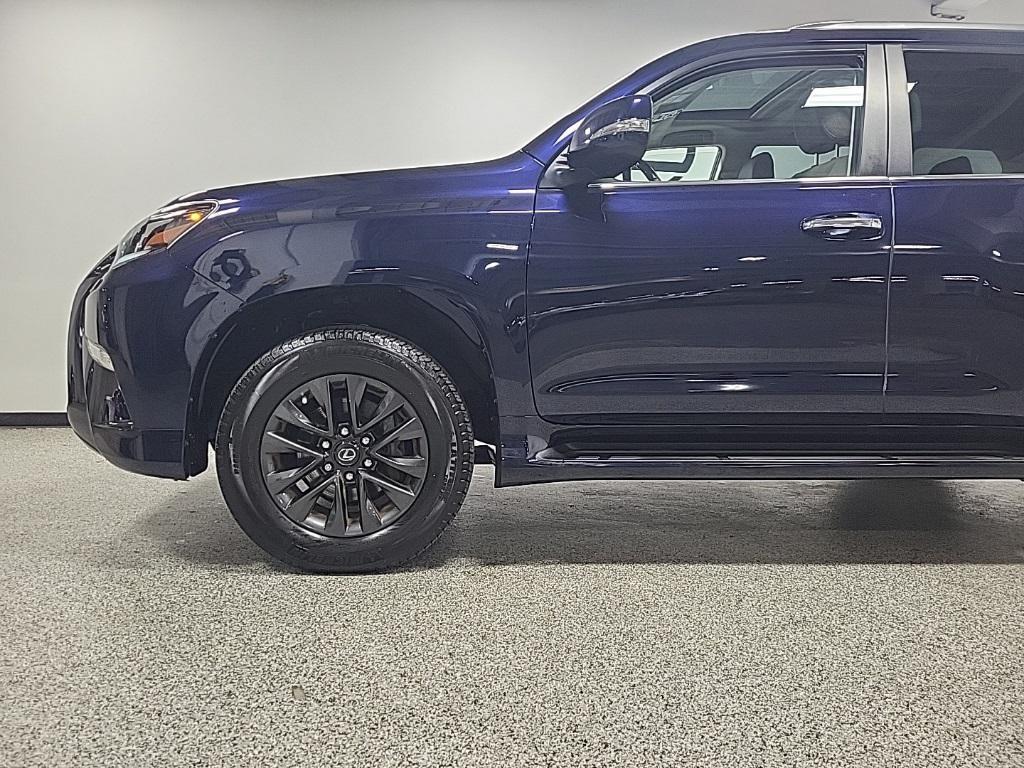 used 2022 Lexus GX 460 car, priced at $44,444