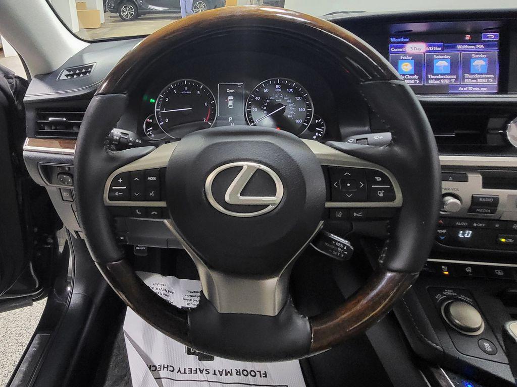 used 2016 Lexus ES 350 car, priced at $22,282