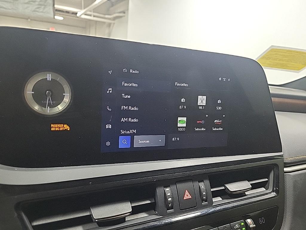 used 2025 Lexus ES 300h car, priced at $44,444