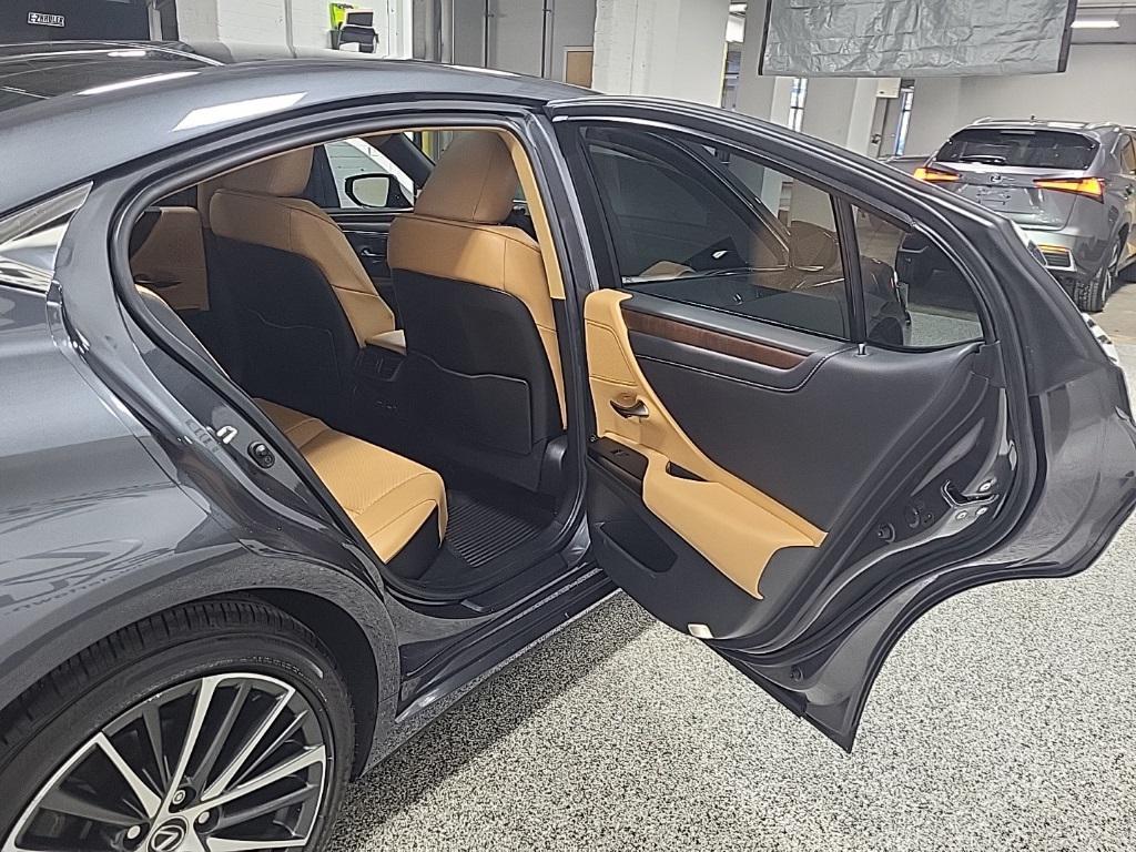 used 2023 Lexus ES 350 car, priced at $36,996