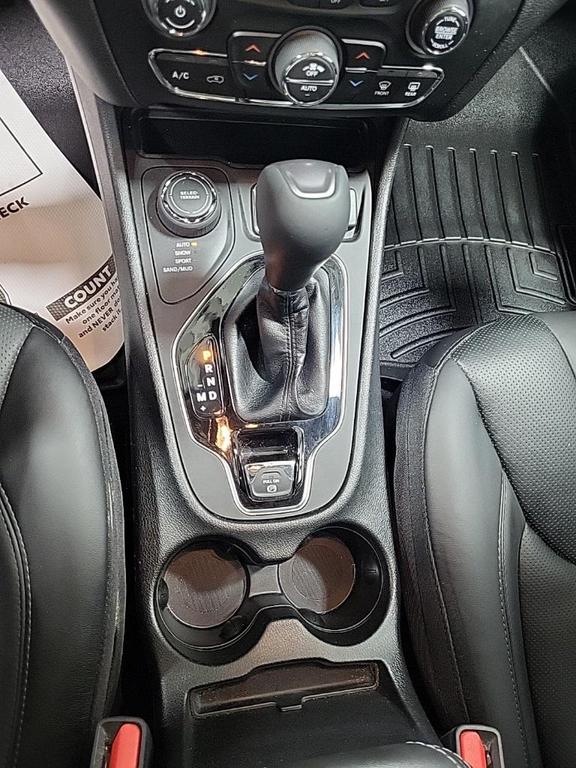 used 2021 Jeep Cherokee car, priced at $22,991