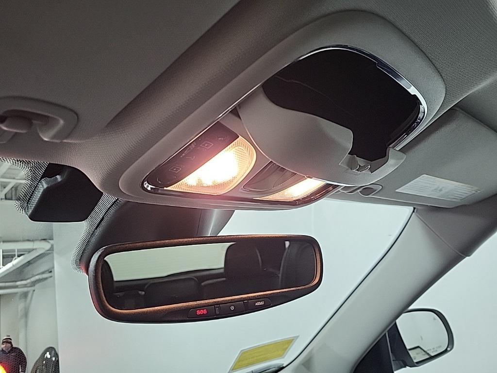 used 2021 Jeep Cherokee car, priced at $22,991