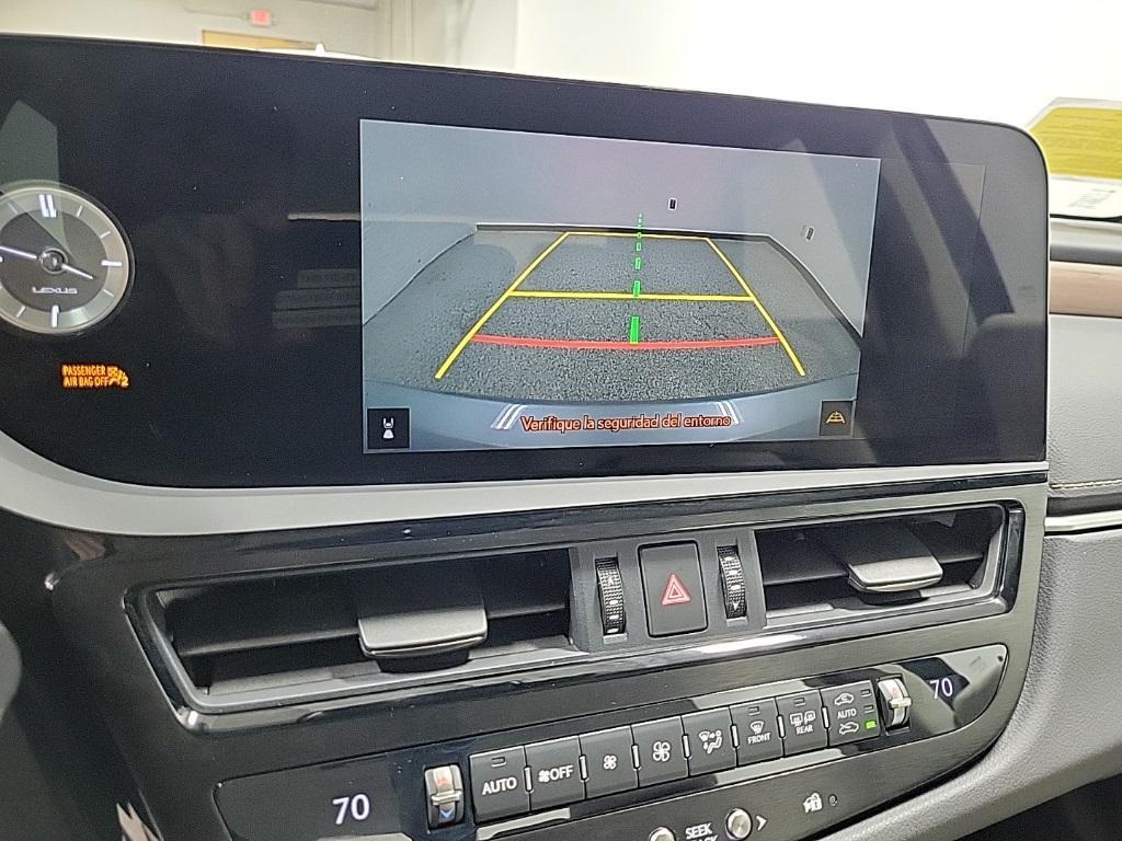 used 2024 Lexus ES 350 car, priced at $38,992