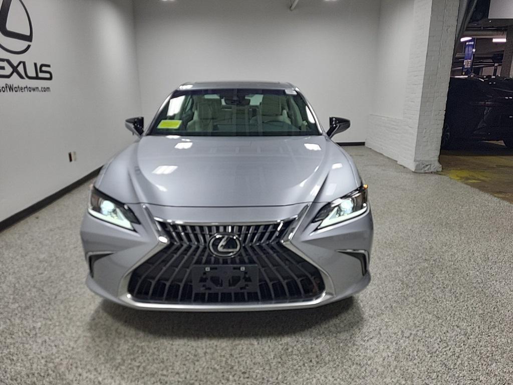 used 2024 Lexus ES 350 car, priced at $38,992