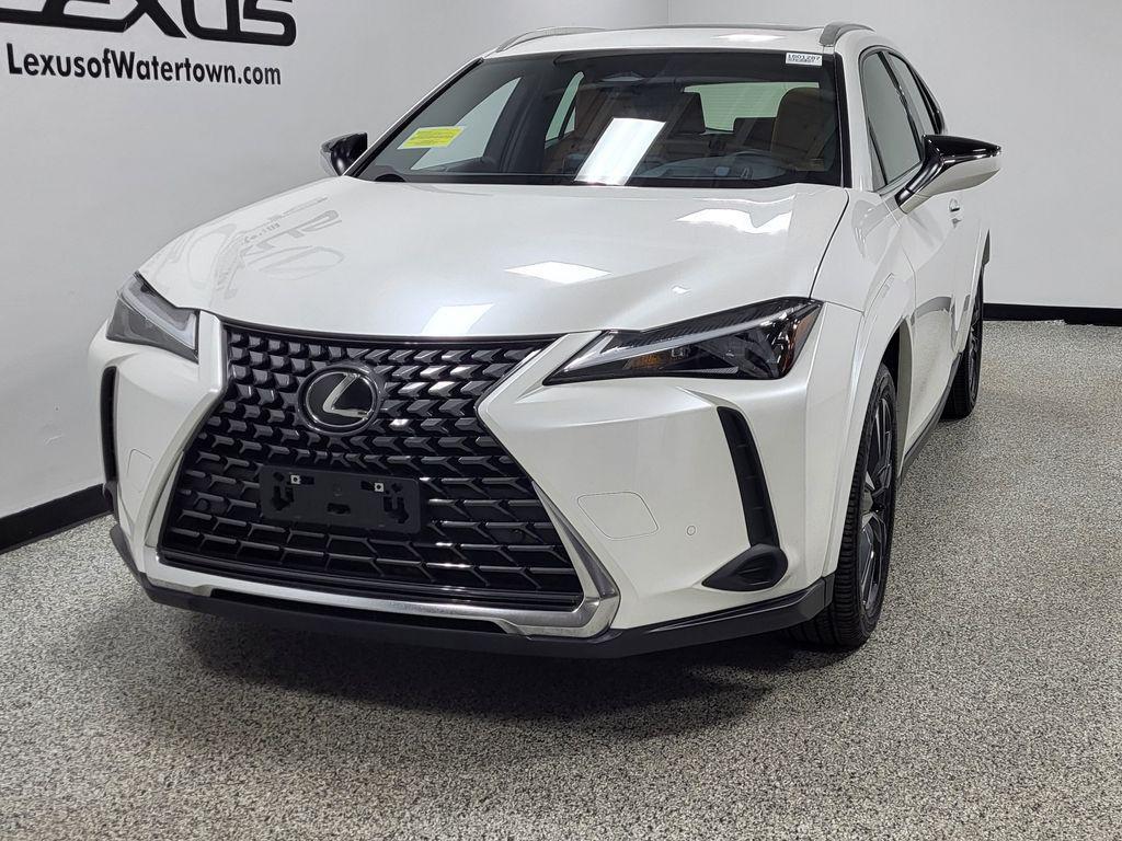 used 2025 Lexus UX 300h car, priced at $39,929